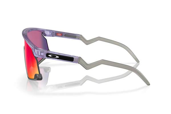 OAKLEY modello 9280 BXTR di colore 07