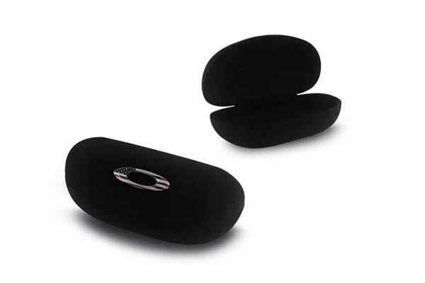 Oakley modello Oakley Vaults di colore Lifestyle ellipse o ac case Usa flag
