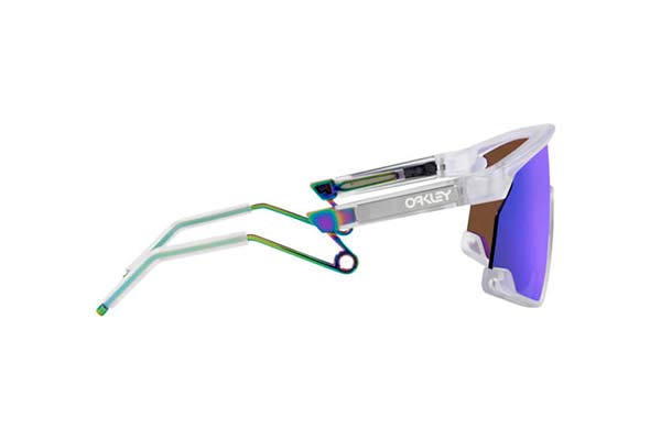 Oakley modello 9237 BXTR METAL di colore 02