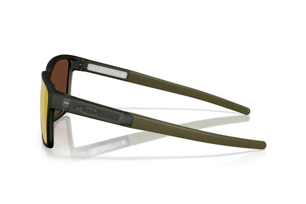 Oakley modello 9430 ACTUATOR SQ di colore 06