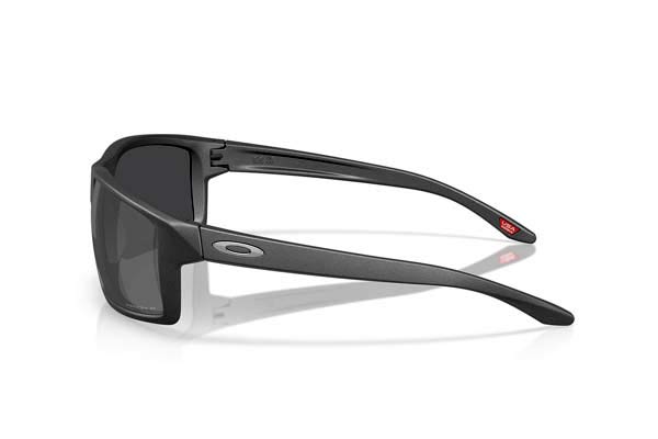 Oakley modello 9470 GIBSTON XL di colore 02