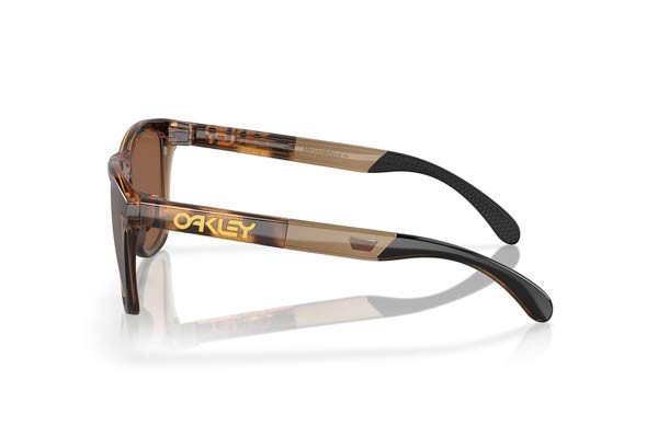 Oakley modello 9284 FROGSKINS RANGE di colore 07