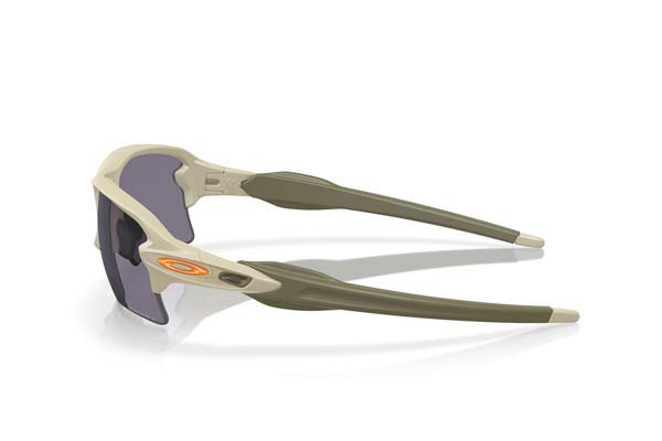 Oakley modello 9188 FLAK 2.0 XL di colore J2