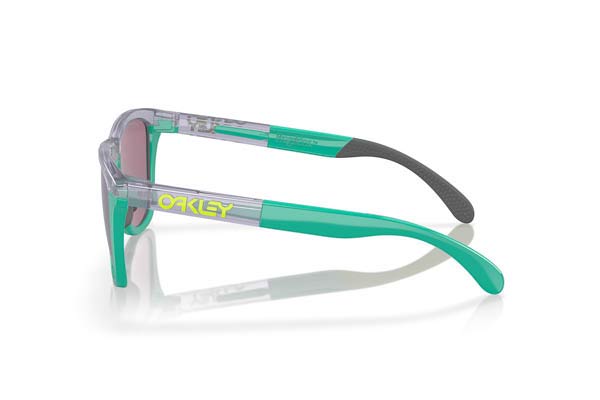 Oakley modello 9284 FROGSKINS RANGE di colore 06