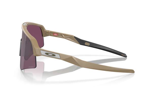 Oakley modello 9465 SUTRO LITE SWEEP di colore 24