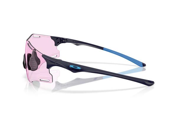 Oakley modello 9512D CYBR ZERO di colore 04