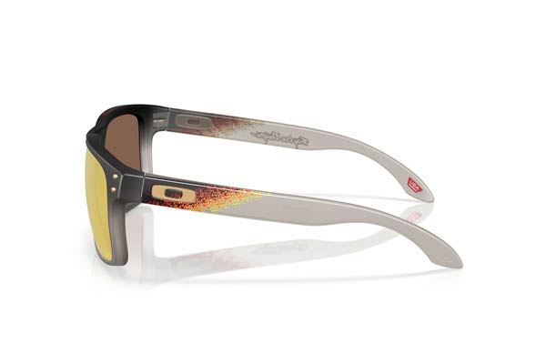 Oakley modello 9102 HOLBROOK di colore AH