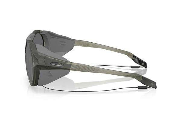 Oakley modello 9440 CLIFDEN di colore 26