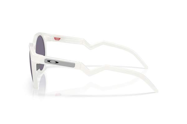 Oakley modello 9242 HSTN di colore 18