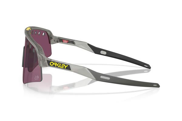 Oakley modello 9465 SUTRO LITE SWEEP di colore 32