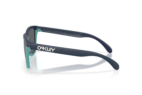 Oakley modello 9284 FROGSKINS RANGE di colore 17