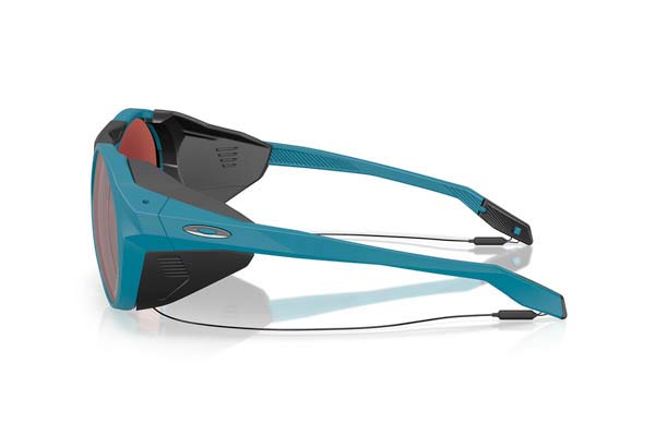 Oakley modello 9440 CLIFDEN di colore 27