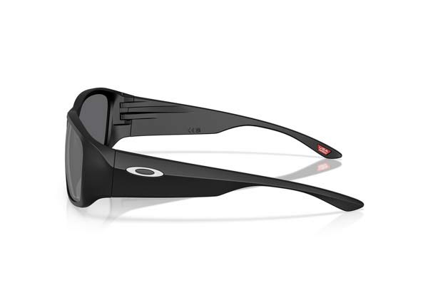 Oakley modello 9521 TOURNIQUET di colore 03