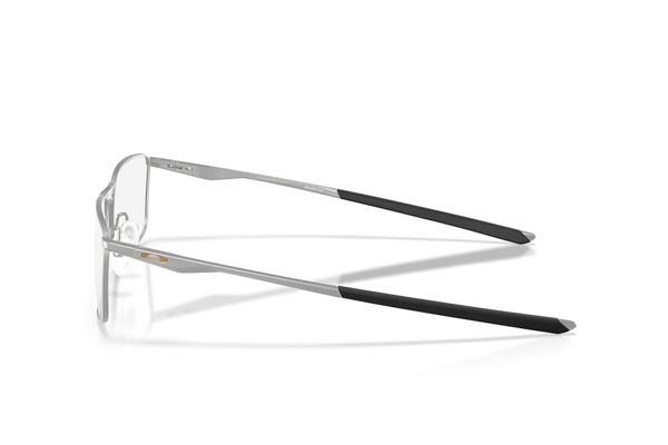 Oakley modello 3217 SOCKET 5.0 di colore 18