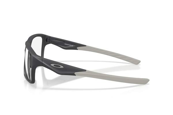 Oakley modello 8201 VERSAFUSE SQ di colore 04