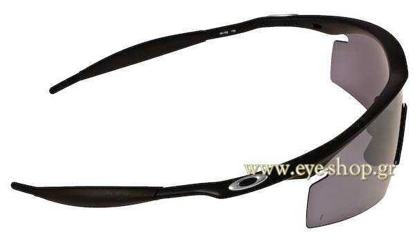 Oakley modello M FRAME di colore 09-102 Black iridium