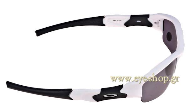 Oakley modello FLAK JACKET di colore 9008 03-882