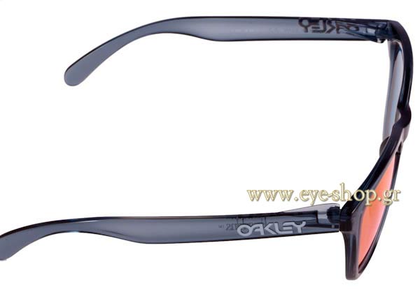 Oakley modello Frogskins 9013 di colore 03-210