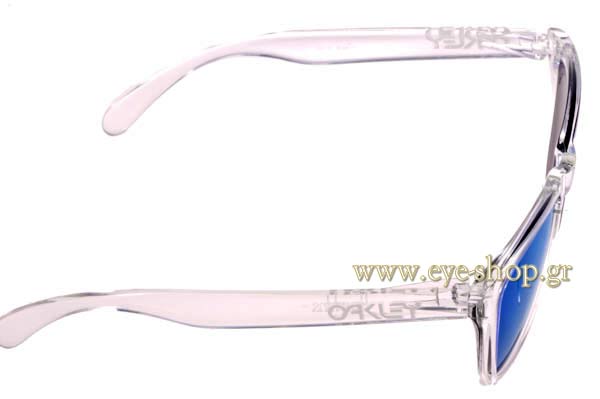 Oakley modello Frogskins 9013 di colore 03-115 Violet iridium