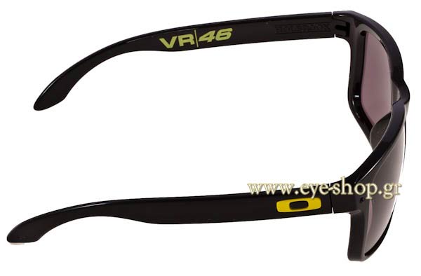 Oakley modello Holbrook 9102 di colore 21 VALENTINO ROSSI 46 Signature series