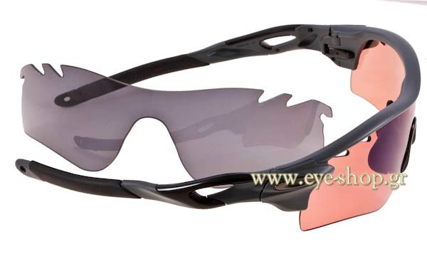 Oakley modello Radarlock di colore 9181 4 Matte Heather Grey  -G30 Iridium / Dark Grey