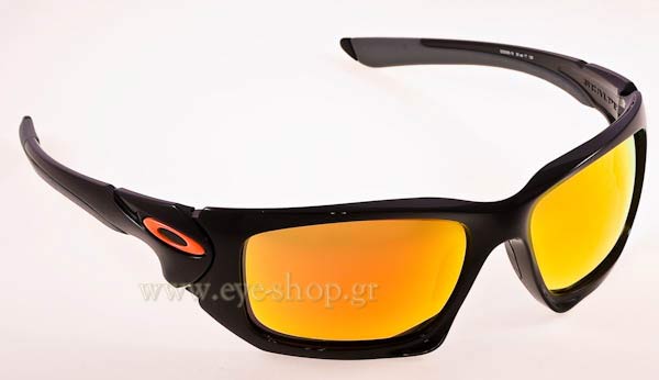  Sebastian-Vettel wearing sunglasses Oakley scalpel 9095