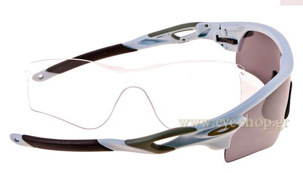 Oakley modello Radarlock di colore Path 9181 10 GP75 Matte blue Ice