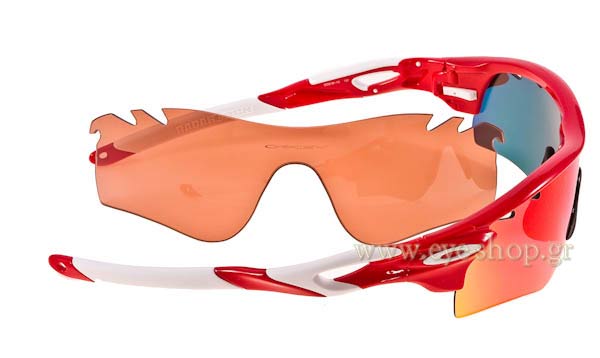 Oakley modello Radarlock di colore Path 9181 16 Infared - Red iridium - VR28