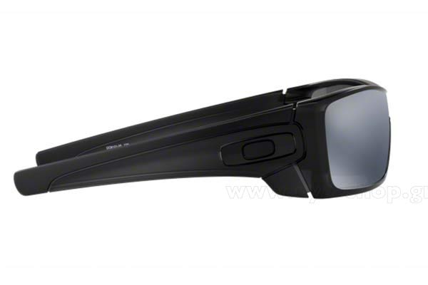 Oakley modello Batwolf 9101 di colore 35 Black Iridium Polarized