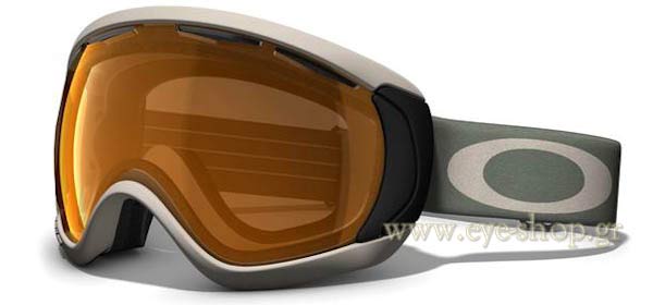 Oakley modello Canopy 7047 di colore 59-141 Snow Wood Grey-Persimmon