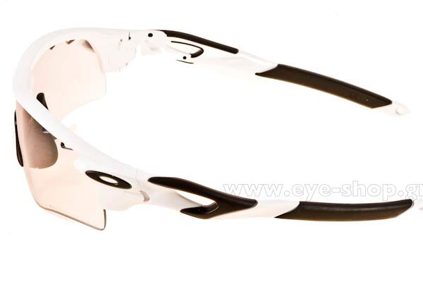 Oakley modello Radarlock di colore Path Vented 9181 37 Clear BL Ir Photocromic
