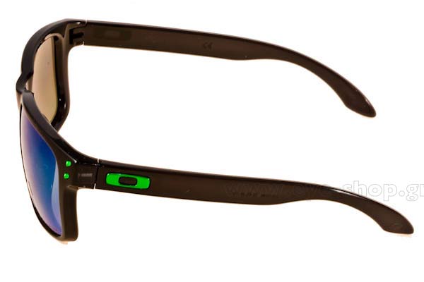 Oakley modello Holbrook 9102 di colore 69 Black Ink Jade Iridium Polarized