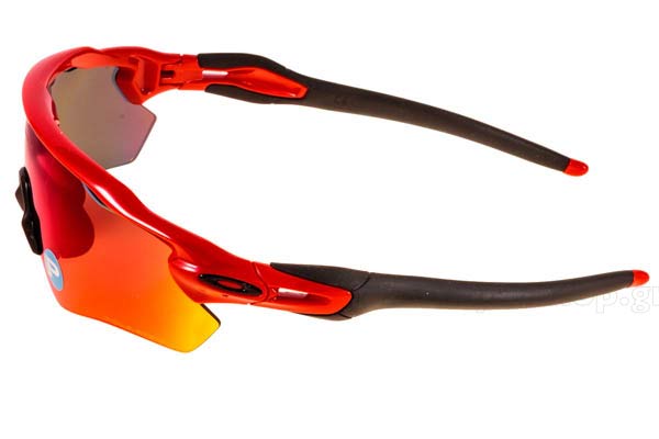 Oakley modello 9208 RADAR EV PATH di colore 08 OO Red Iridium Polarized