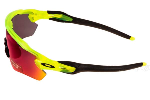 Oakley modello 9208 RADAR EV PATH di colore 09 Uranium Prizm Road
