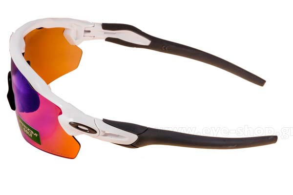 Oakley modello RADAR EV PITCH 9211 di colore 05 White Prizm Golf