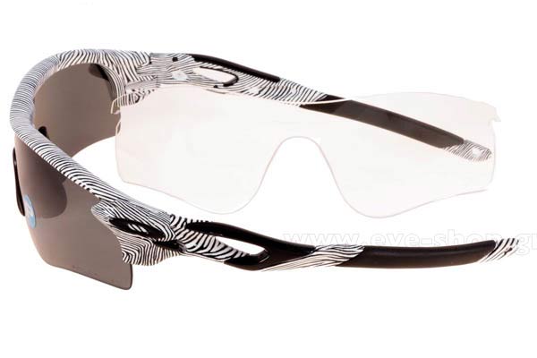 Oakley modello Radarlock di colore Path 9181 44 polarized