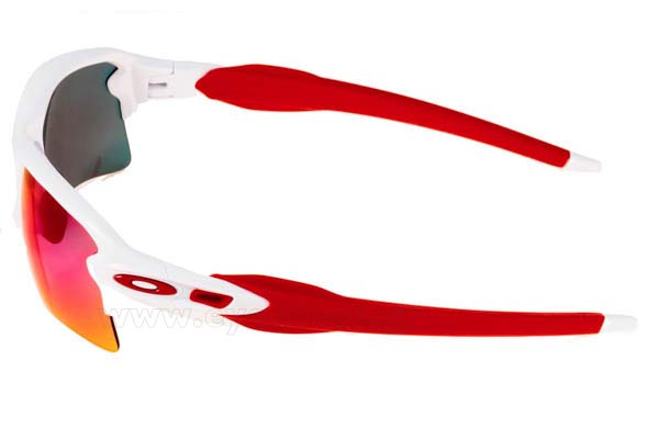 Oakley modello 9188 FLAK 2.0 XL di colore 21 White