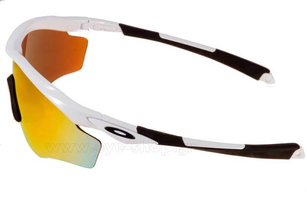 Oakley modello M2Frame XL 9343 di colore 05 White Fire Iridium