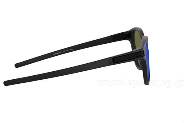 Oakley modello 9265 LATCH di colore 06 Mt Black Violet Ird