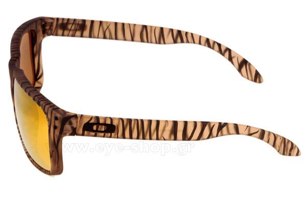 Oakley modello Holbrook 9102 di colore 99 Matte Sepia  24k Iridium