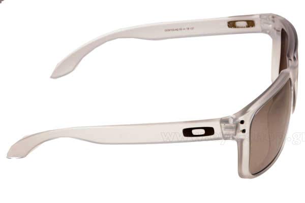 Oakley modello Holbrook 9102 di colore A2 Chrome Iridium