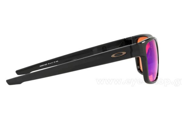 Oakley modello CROSSRANGE 9361 di colore 03 Carbon prizm trail