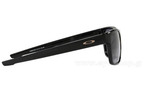 Oakley modello CROSSRANGE 9361 di colore 01 Polished Black grey
