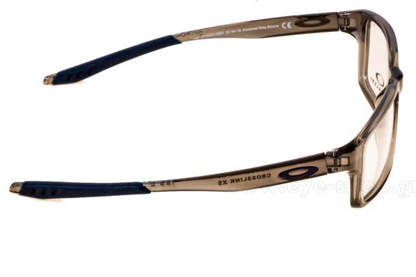 Oakley modello Crosslink XS 8002 di colore 02