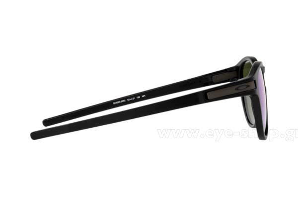 Oakley modello 9265 LATCH di colore 28 Mt Black Prizm Jade Iridium
