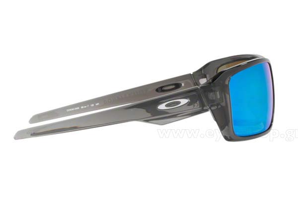 Oakley modello Double Edge 9380 di colore 06 Grey Smoke Prizm Sapphire Polarized