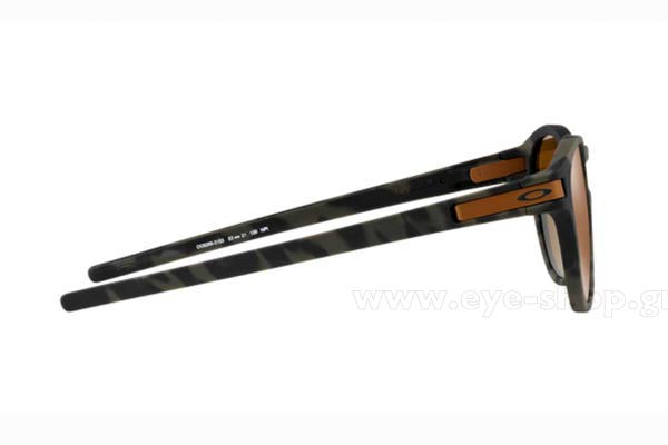 Oakley modello 9265 LATCH di colore 31 Olive Camo Prizm Tungsten