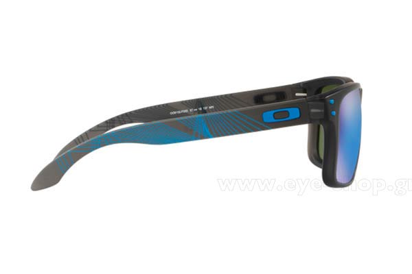 Oakley modello Holbrook 9102 di colore F2