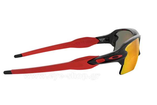 Oakley modello 9188 FLAK 2.0 XL di colore 80