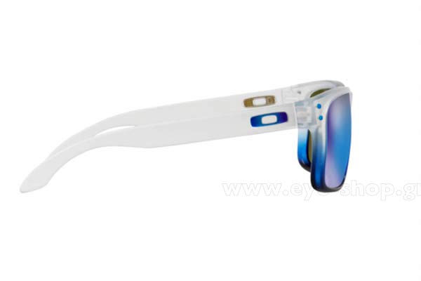 Oakley modello Holbrook 9102 di colore G5 THE MIST COLLECTION